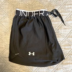 Under Armour Loose Shorts